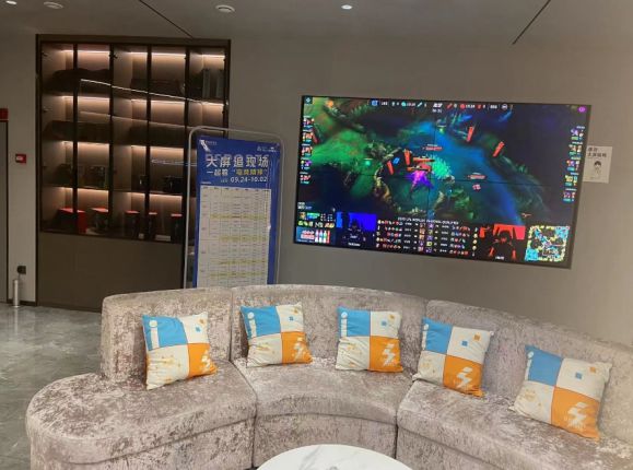 电竞首金轻松拿捏电竞酒店“一房难求”(图4)