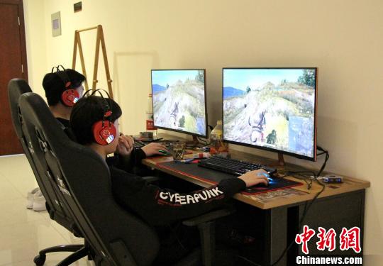 电竞酒店悄然火热中国青年开辟社交新领地(图3)