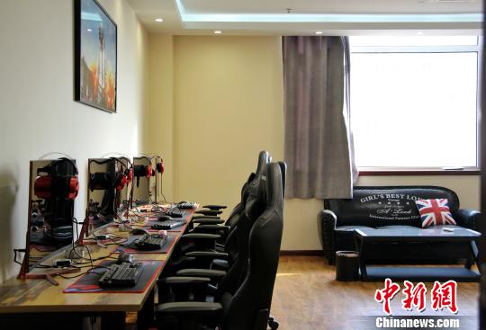 电竞酒店悄然火热中国青年开辟社交新领地(图5)