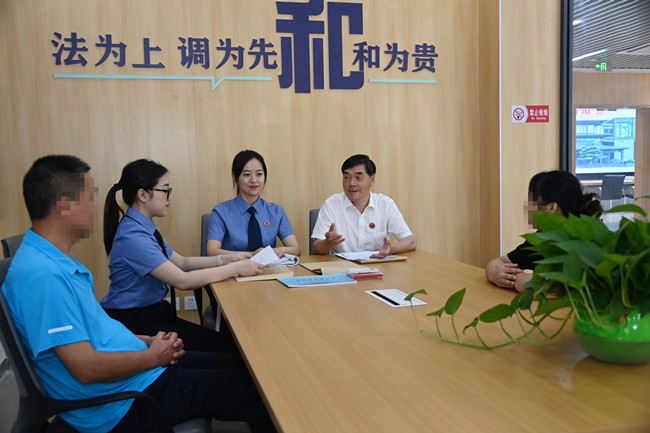 深入学习贯彻习近平法治思想 高质效履行法律监督职责基层行丨“浙”里“枫”景独好