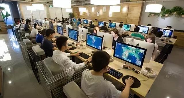 一年倒闭12万家！曾夜夜爆满的“荷尔蒙乐园”为何走向末路？(图7)