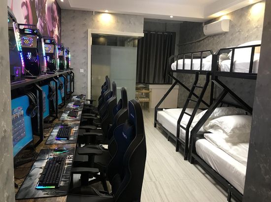 “玩得开心”到“住得满意”聊聊最火的电竞酒店空间设计