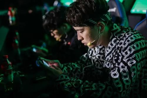 腾讯游戏廖侃：竞游联动和平精英如何让游戏与电竞产生互动和运作 电竞世界(图2)