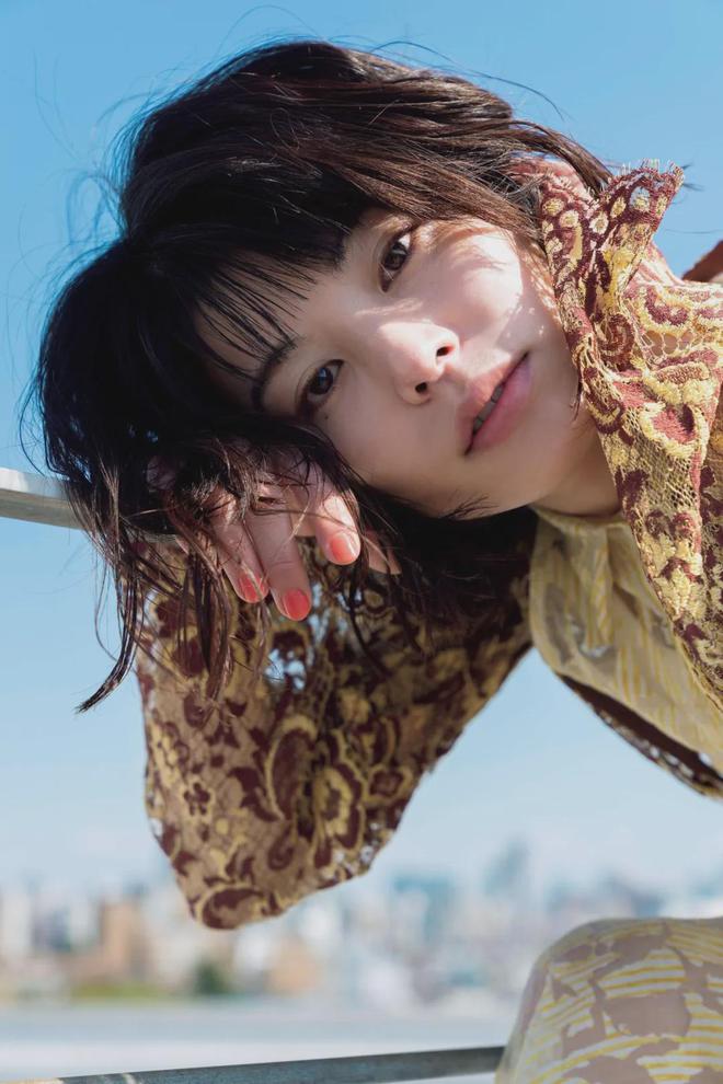 日本女星佐藤穗奈美为艺术献身！曾演大尺度戏性感火辣(图7)