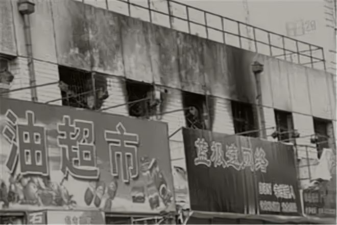一年倒闭12888家这个昔日最“暴利”的行业彻底被年轻人抛弃(图6)