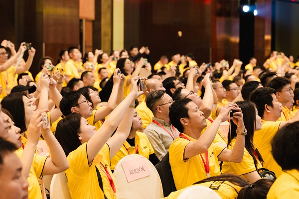 创新引领 拥抱变革 德盾装甲门2024新品发布会掀起新一轮门业革命(图5)