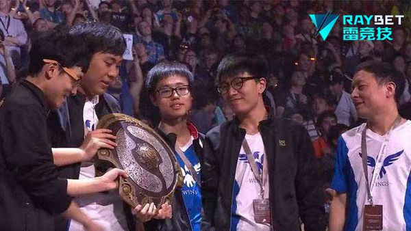 Dota2终将实现社区化雷竞技目睹中国刀塔花开花落(图2)
