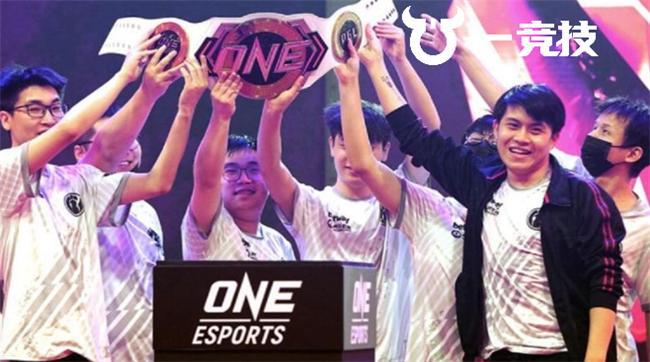 一竞技LOL：LPL第一流量战队被爆拖欠工资 前教练公开发文讨薪(图2)