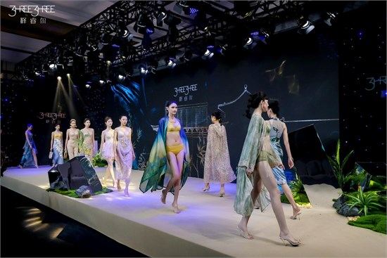 中国主题酒店行业：主题酒店开启文旅新叙事2025