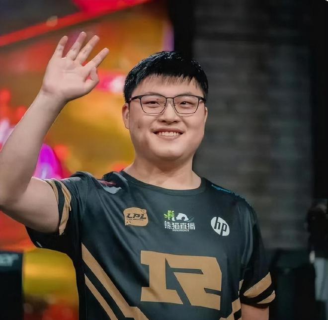 LPL第二张绿卡！Rookie被评外籍人才获永居权；Uzi自曝已起诉RNG(图6)