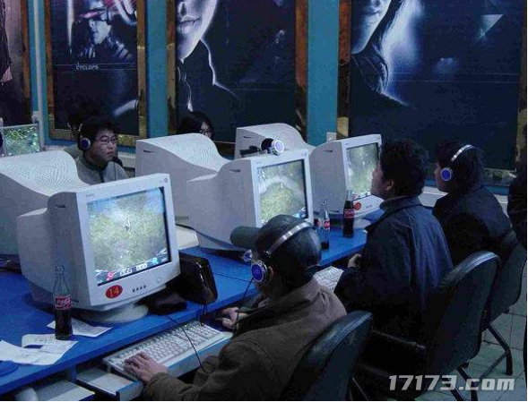 三个穷小子偷师暴雪意外缔造网游奇迹半个网吧都在玩它(图1)