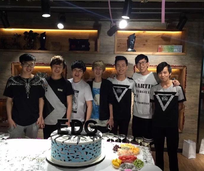 16支豪门战队集结！CS年度盛宴能否再掀魔都狂潮？(图1)