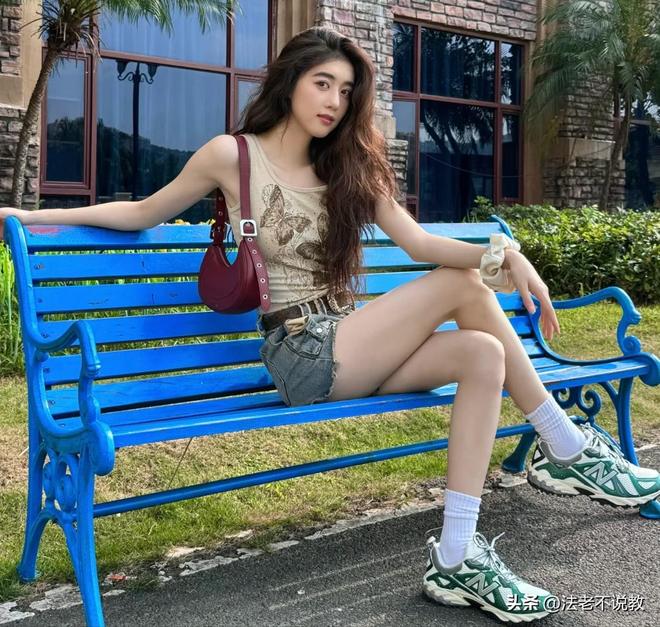 又见双面人！曝著名女星辱华录音曝光大骂中国人遭剧方除名(图3)