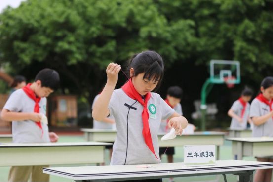 非遗传承+劳动竞技 300名青羊娃同场竞技争当劳动小达人(图1)
