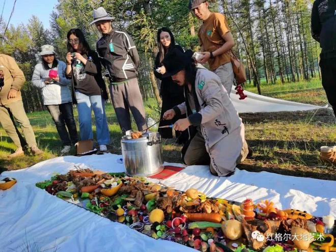 798CUBE｜长生天有一万只眼睛-顾桃纪录片创作二十周年回顾展(图3)