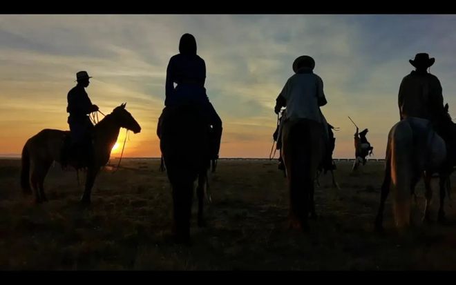 798CUBE｜长生天有一万只眼睛-顾桃纪录片创作二十周年回顾展(图12)