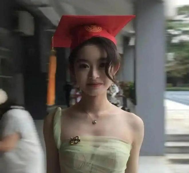 不到72个小时黄杨钿甜再迎来3个噩耗网友：这下麻烦更大了(图6)