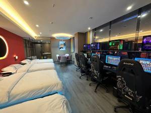 从空置率困局到溢价新宠：酒店电玩房改造的破局之道