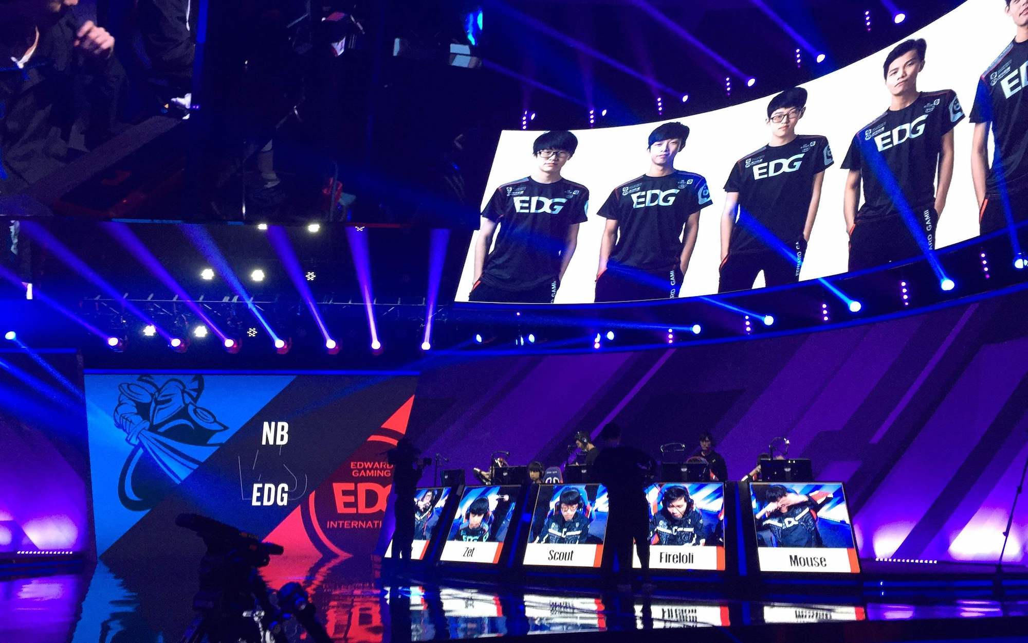 T1 2024全球总决赛冠军皮肤设计方案公布：英雄联盟电竞美学新篇章