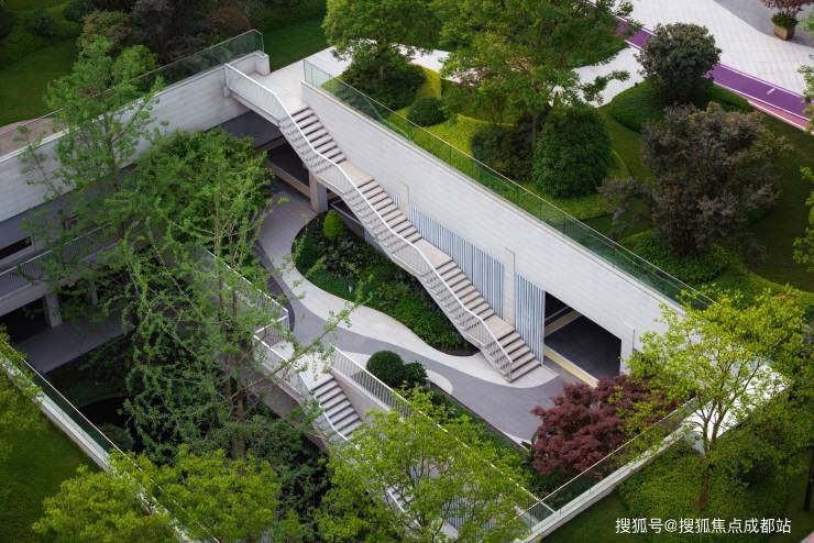 成都【清凤鹿溪源】售楼处热线开启!房价资讯全公开热卖户型大揭秘线上咨询立享专属优惠赶紧拨打热线了解!(图2)