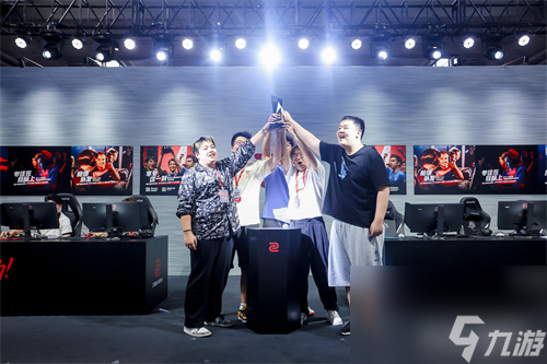 冠军之外卓威让高校电竞有了“甲子园”的眼泪与传承