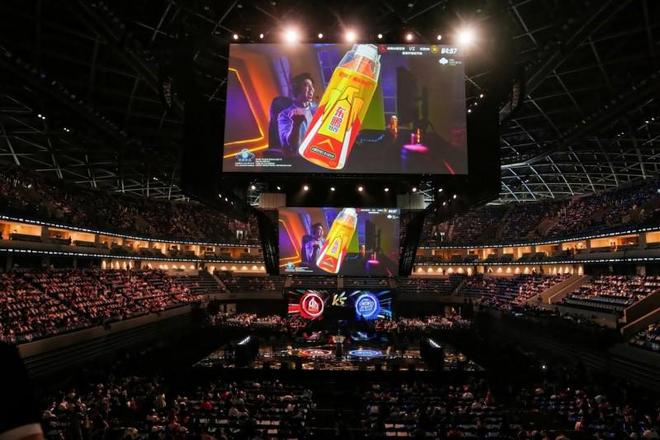 东鹏饮料以跨界场景营销破圈“国民符号”深度链接Z时代