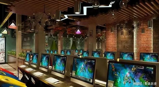 4年倒闭5万家！网吧集体熄灯那个通宵打游戏的青春彻底关机了(图5)