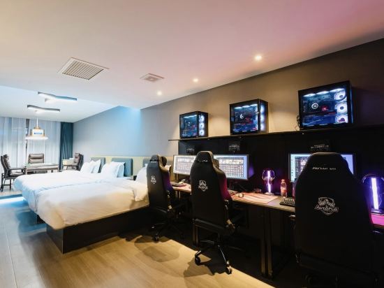 从球员到十亿富豪他把人生踢成了“商业帽子戏法”！