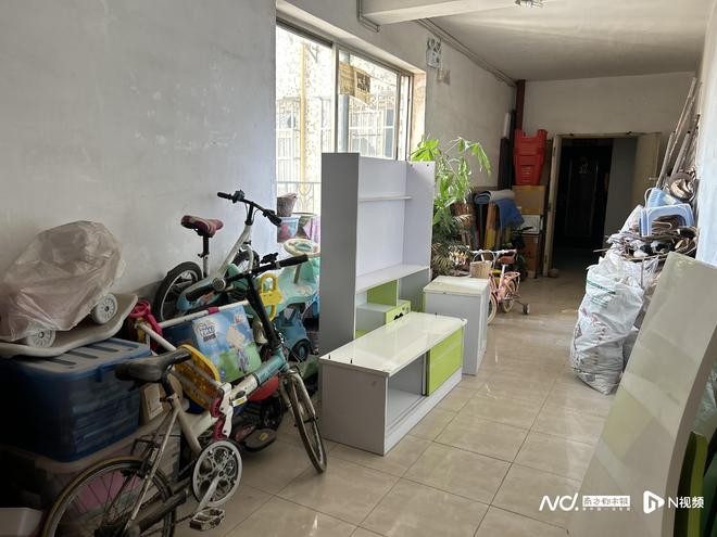 记者揭广州高层商住楼消防之患：占通道失维护逃生路易阻断(图2)